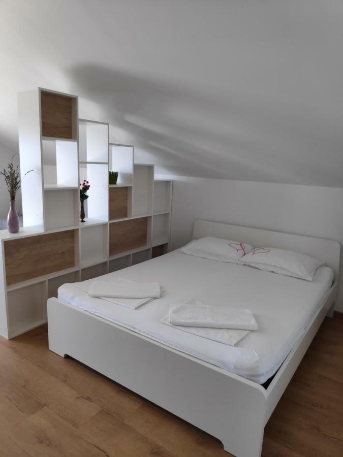 Apartman Anicic Podaca Bagian luar foto