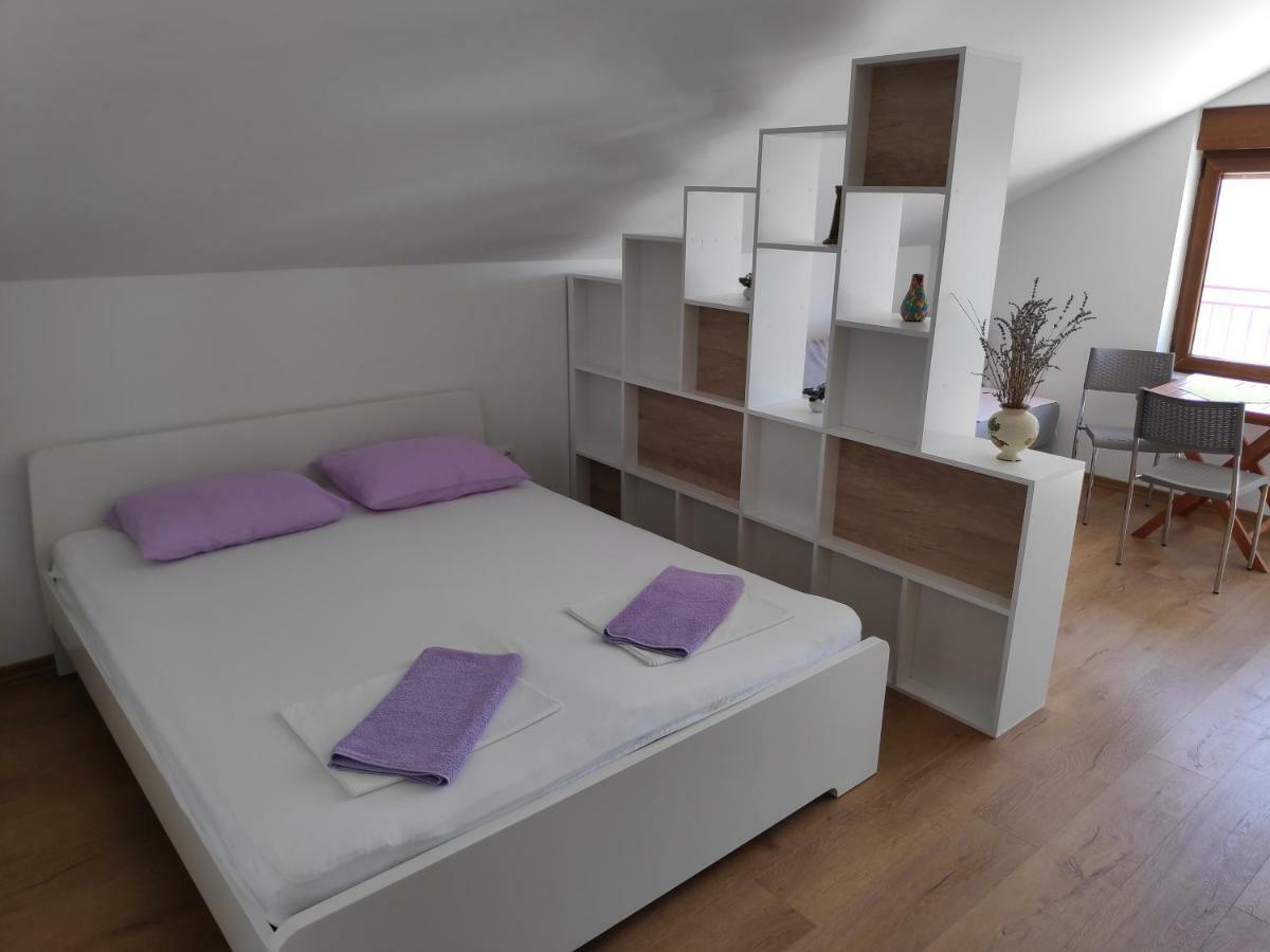 Apartman Anicic Podaca Bagian luar foto