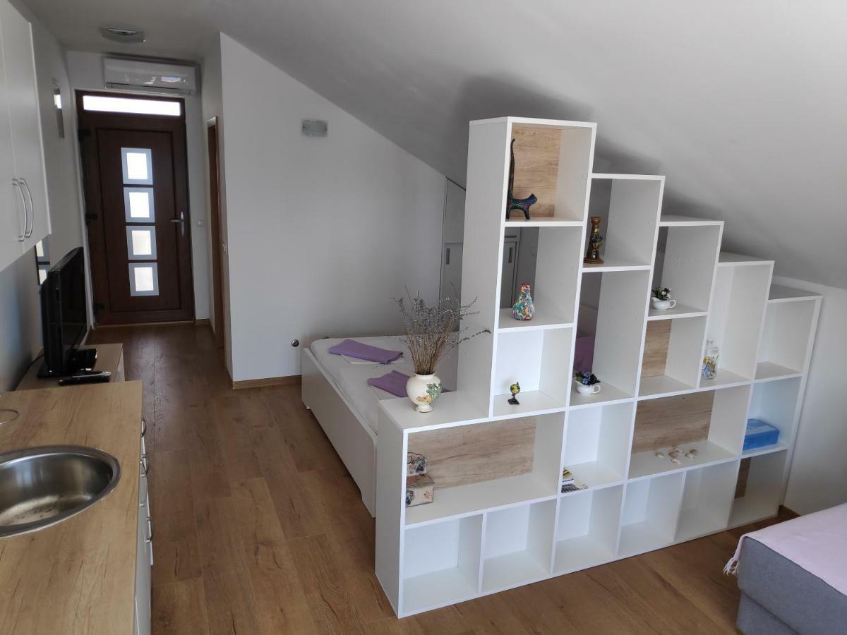 Apartman Anicic Podaca Bagian luar foto