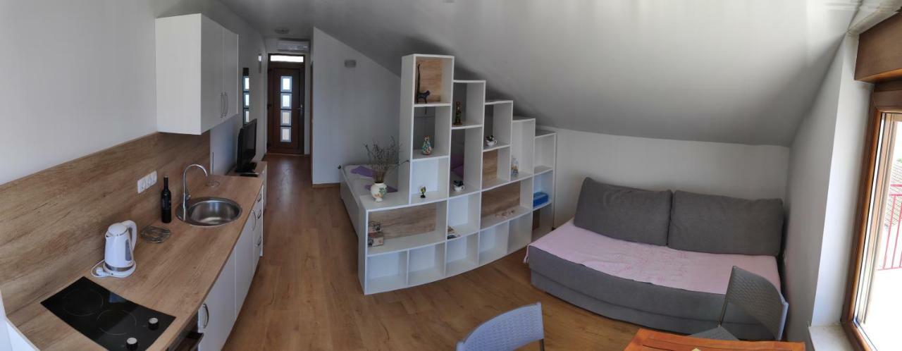 Apartman Anicic Podaca Bagian luar foto